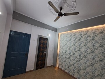 Furnished Amenities in 2 BHK Builder Floor at Niti Khand – for Rent