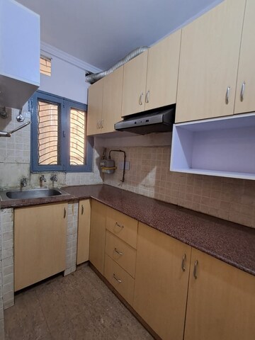 Kitchen in 2 BHK Builder Floor at Niti Khand – for Rent