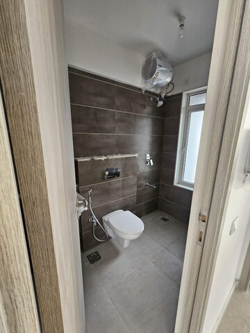 Bathroom in 4 BHK Apartment at Rustomjee Crown, Prabhadevi – for Rent