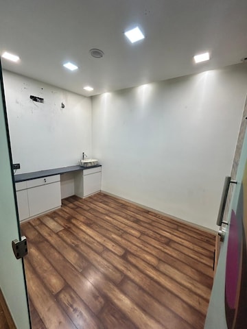 Commercial Office Space 350 Sq.Ft. For Rent in Chembur Mumbai  8218468