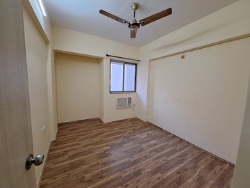 Room in 2 BHK Apartment at Lodha Casa Rio, Dombivli East – for Rent