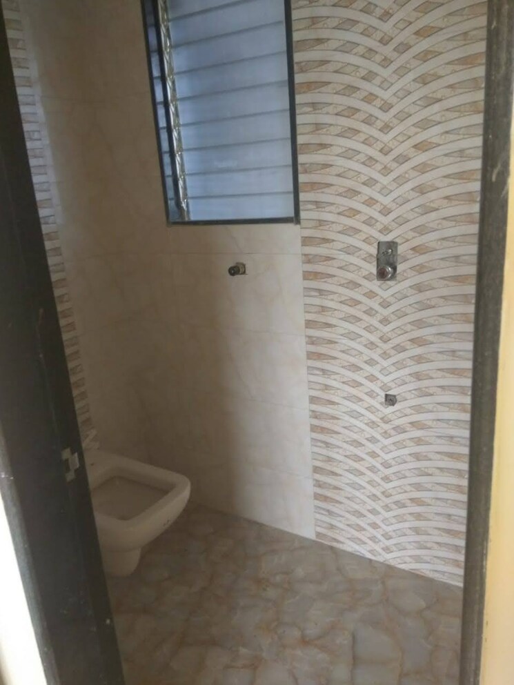 Bathroom, silicon-park 1 Bedroom 600 Sq.Ft. Apartment In Malad West Mumbai 8218466