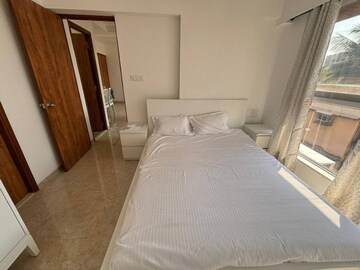 Bedroom in 1 BHK Apartment at Regal Heights Sion East, Sion East – for Rent