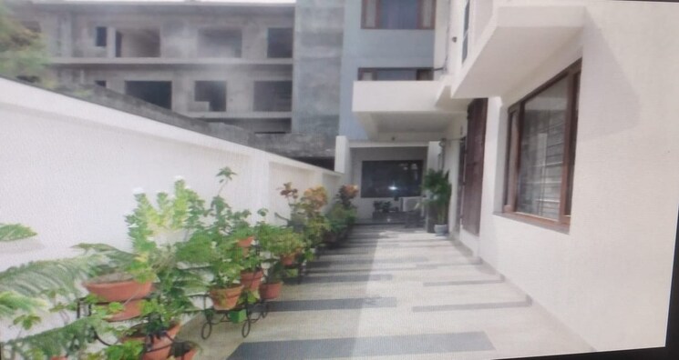 Exterior View, sector 44 3 Bedroom 300 Sq.Mt. Independent House In Sector 44 Noida 8218484