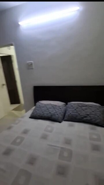 Bedroom in 2 BHK Apartment at Sai Apartment Andheri West, Andheri West – for Rent