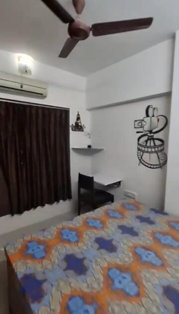 Bedroom in 2 BHK Apartment at Sai Apartment Andheri West, Andheri West – for Rent