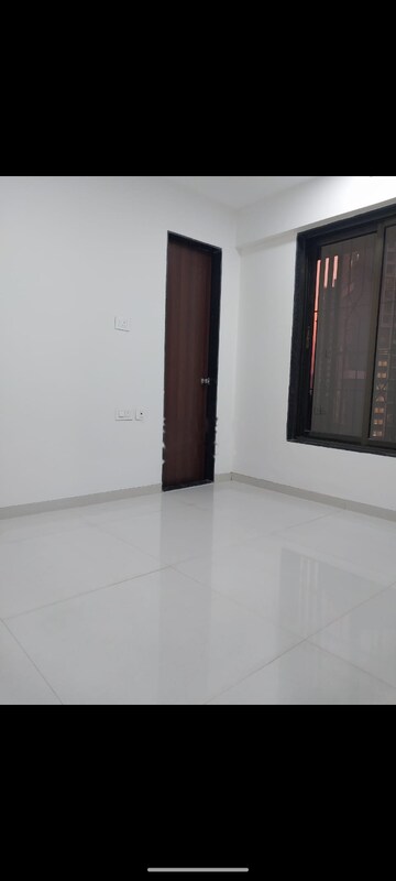 Room in 1 BHK Apartment at Kripa Bliss, Vikhroli East – for Rent