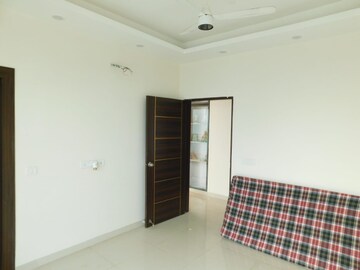 Room in 3 BHK Apartment at ATS Le Grandiose, Sector 150 – for Rent