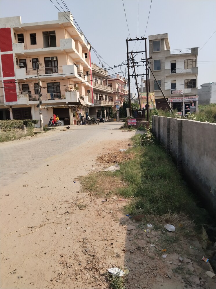 Exterior View, new-friends-colony 4 Bedroom 95 Sq.Yd. Independent House In Sanjay Nagar Ghaziabad 8218644