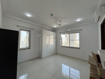 Room in 3 BHK Apartment at Jayabheri The Summit, Narsingi – for Rent