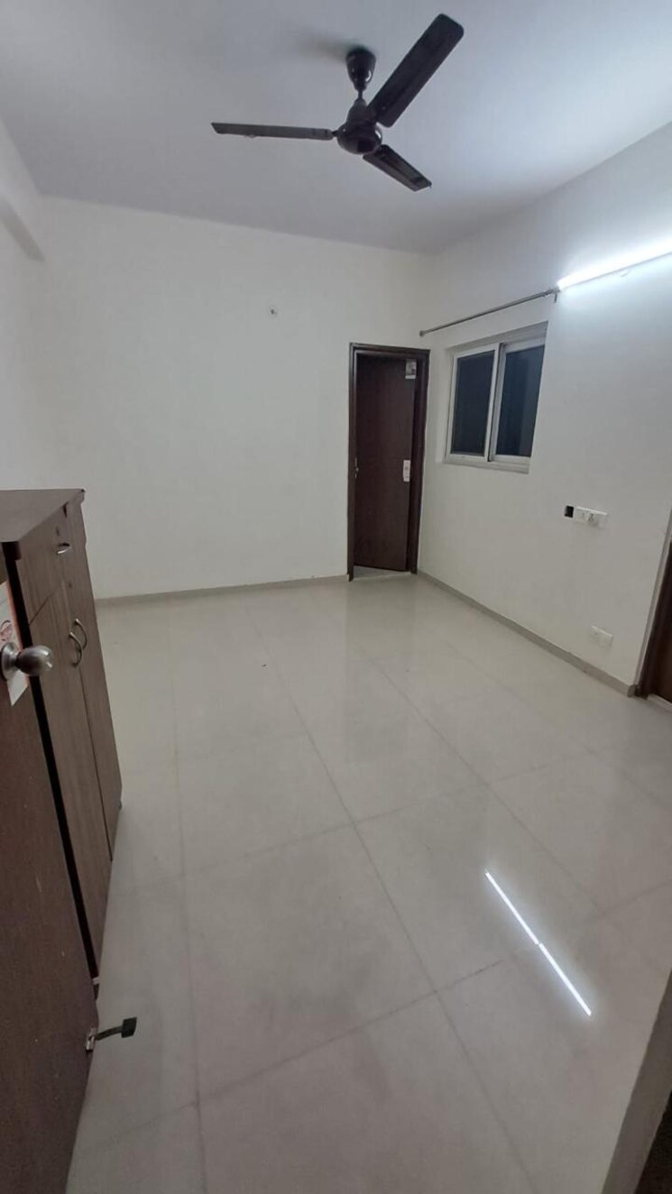 Room, raj nagar extension 3 Bedroom 1200 Sq.Ft. Builder Floor In Raj Nagar Extension Ghaziabad 8218693