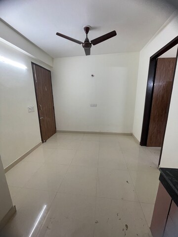Room in 2 BHK Apartment at Ansal Sushant Estate, Sector 52 – for Rent