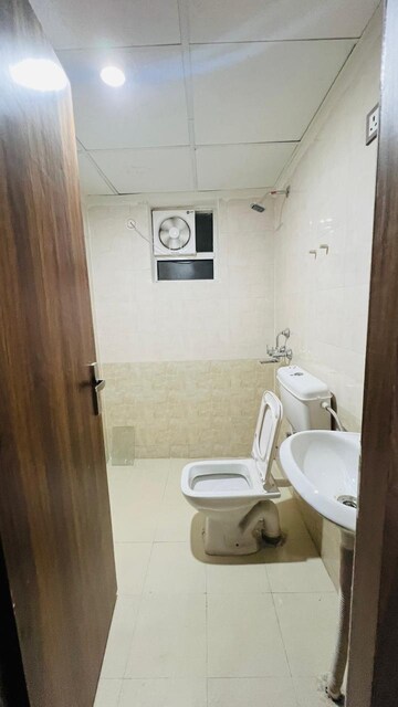 Bathroom in 3 BHK Apartment at ROF Aalayas, Sector 102 – for Rent