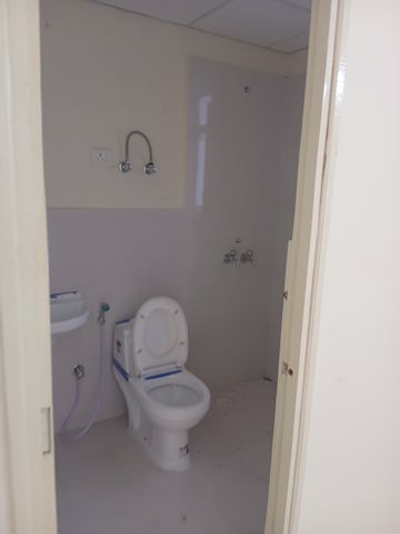 Master Bedroom in 2 BHK Apartment at Pyramid Heights, Sector 85 – for Rent
