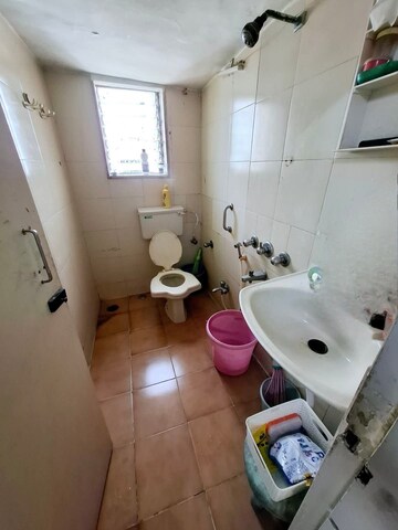 Bathroom in 2 BHK Apartment at Dignity Bayview, Wadala West – for Rent