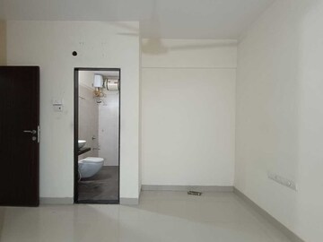 Master Bedroom in 2 BHK Apartment at Rustomjee Urbania, Majiwada – for Sale