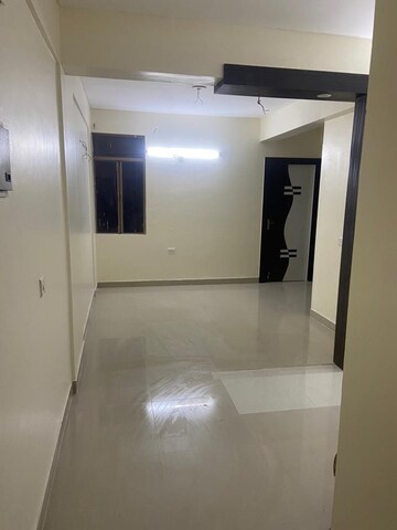 Room in 2 BHK Apartment at Conscient Habitat, Sector 99a – for Rent