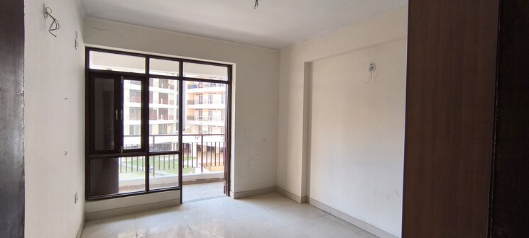 Room, cosmos-express-99 3 Bedroom 1550 Sq.Ft. Apartment In Sector 99 Gurgaon 8218776