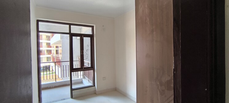 Room, cosmos-express-99 3 Bedroom 1550 Sq.Ft. Apartment In Sector 99 Gurgaon 8218776