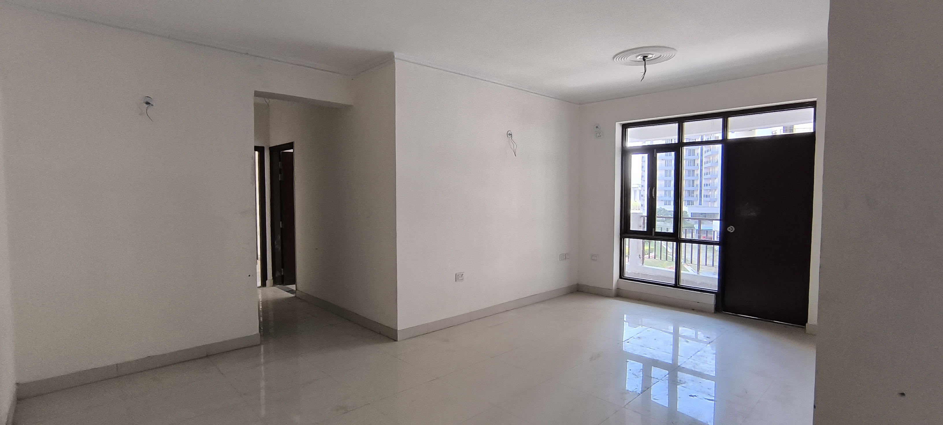 3 BHK + Servant Room,Extra Room Apartment For Sale in Cosmos Express 99