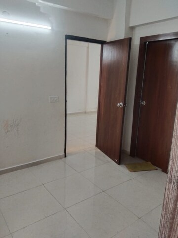 Room in 2 BHK Apartment at Conscient Habitat, Sector 99a – for Rent