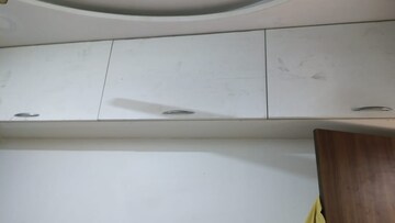 Furnished Amenities in 1 BHK Apartment at Lodha Amara, Kolshet Road – for Rent