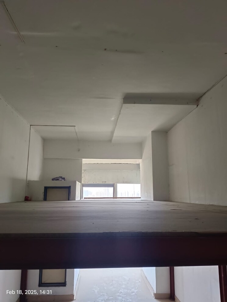 undefined, malad east Commercial Office Space 250 Sq.Ft. In Malad East Mumbai 8218851