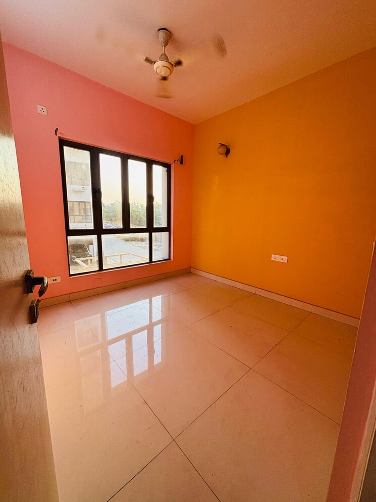 Room, siddha-galaxia-2 3 Bedroom 1370 Sq.Ft. Apartment In Rekjuani Kolkata 8218833