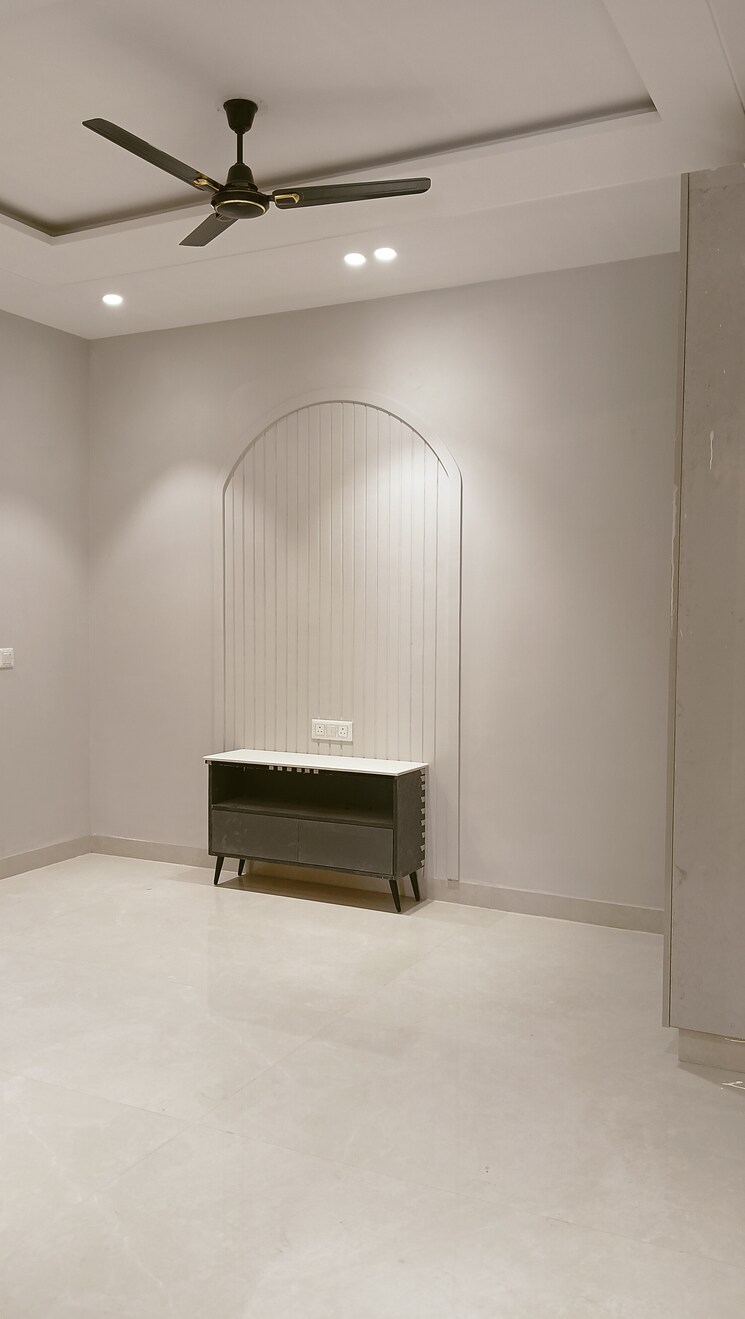 Bathroom, mahavir enclave 2 Bedroom 800 Sq.Ft. Builder Floor In Mahavir Enclave Delhi 8218842