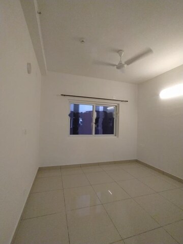 Room in 3 BHK Apartment at Prestige Sunrise Park, Electronic City Phase I – for Rent