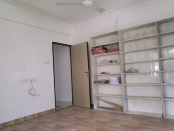 Room in 1 BHK Apartment at Kurla East – for Rent