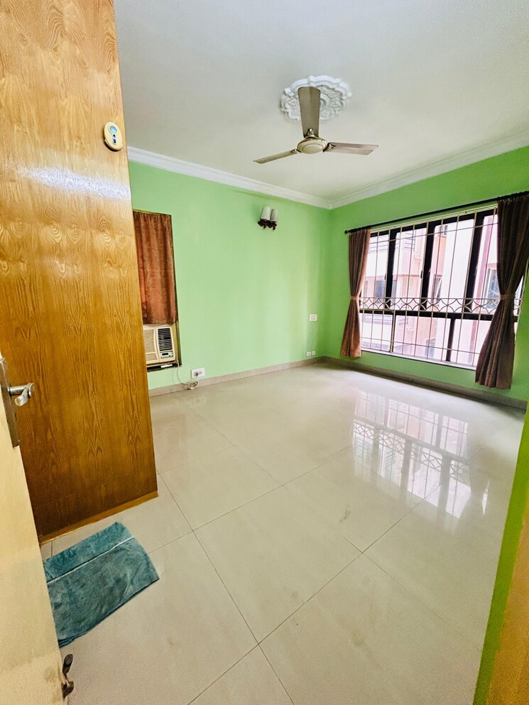 Room, mani-ratnam 3 Bedroom 1500 Sq.Ft. Apartment In Rajarhat Chowmatha Kolkata 8218949