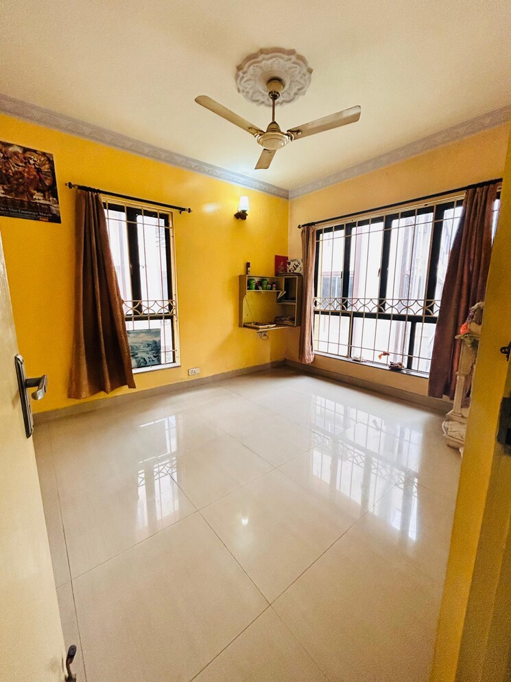 Room, mani-ratnam 3 Bedroom 1500 Sq.Ft. Apartment In Rajarhat Chowmatha Kolkata 8218949