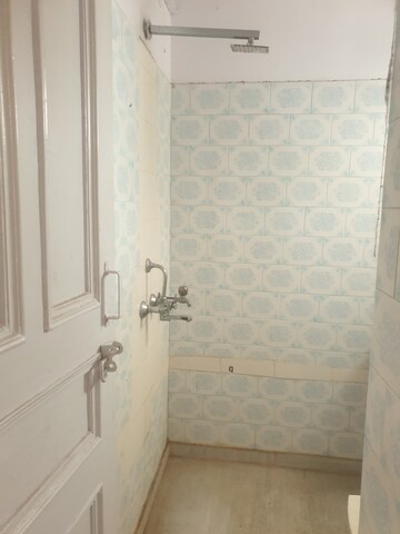 Bathroom in 2 BHK Independent House at Sector 16 – for Rent