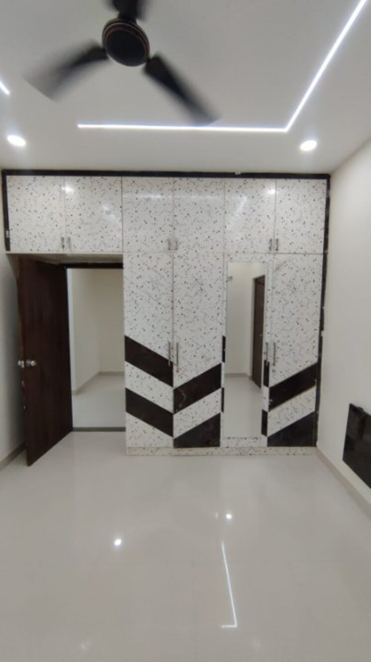 Room, hpr-lakefront 3 Bedroom 1500 Sq.Ft. Apartment In Hafeezpet Hyderabad 8218943
