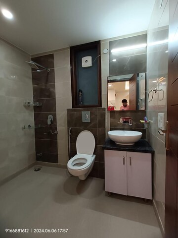 6+ BHK Independent House For Sale in Sector 56