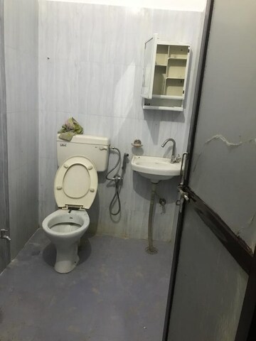 Bathroom in 2 BHK Independent House at Gomti Nagar – for Rent