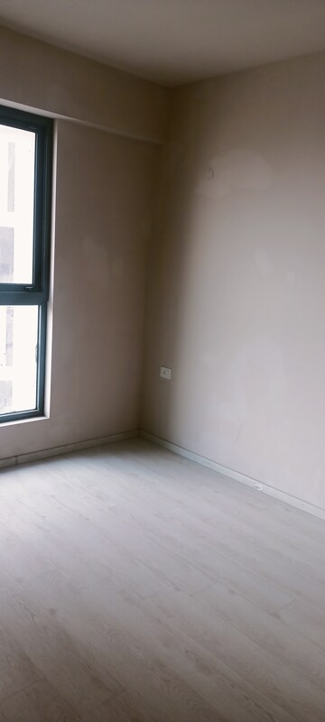 Room in 3 BHK Apartment at M3M Heights, Sector 65 – for Rent