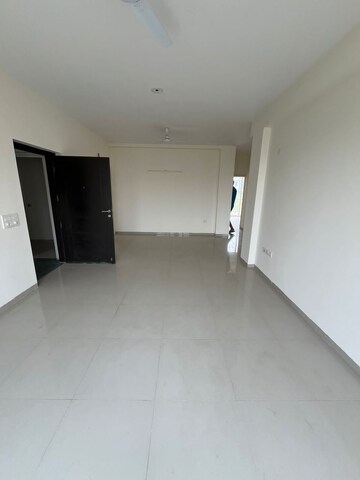 3 BHK Apartment For Rent in BPTP Amstoria, Sector 102