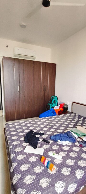 Bedroom in 3 BHK Apartment at Oberoi Maxima, Andheri East – for Rent