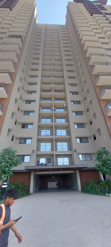 1 BHK Apartment For Rent in Shapoorji Pallonji Vanaha Golfland Bavdhan Pune  8219089