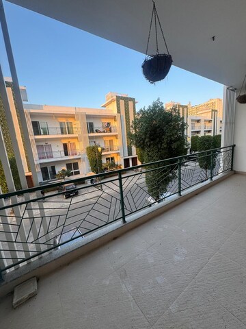 Balcony in 2.5 BHK Apartment at Sohna Road – for Rent