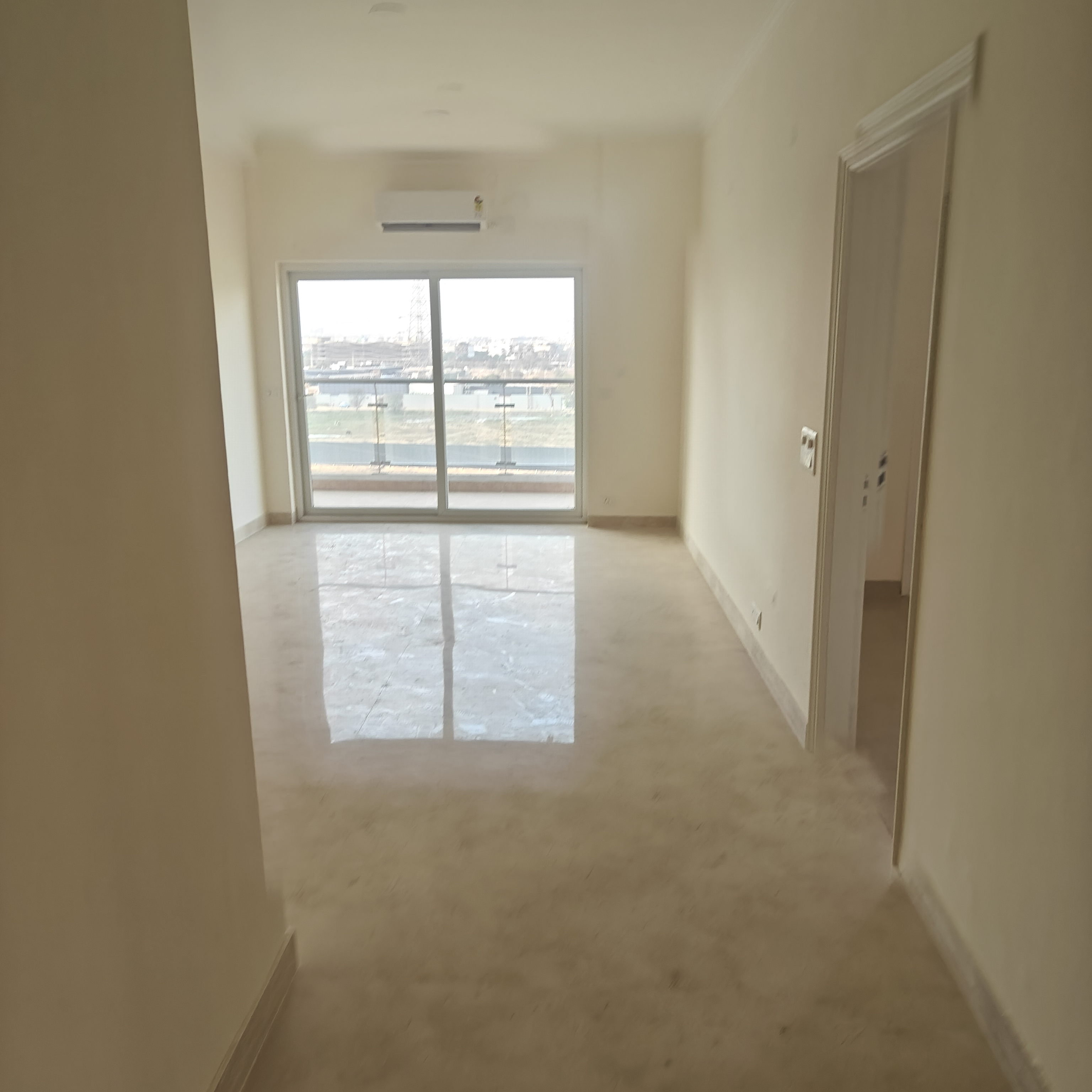 3.5 BHK + Pooja Room,Servant Room 1950 Sq.Ft. Apartment in Shree Vardhman Victoria