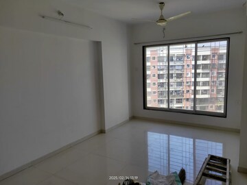 Room in 1 BHK Apartment at Swanand Apartment, Kurla – for Rent