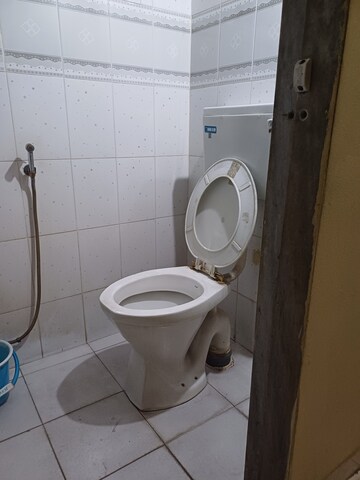 Bathroom in 1 BHK Apartment at Rabale – for Rent