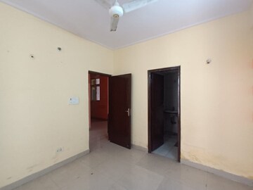 Room in 2 BHK Apartment at Supertech Livingston, Sain Vihar – for Sale