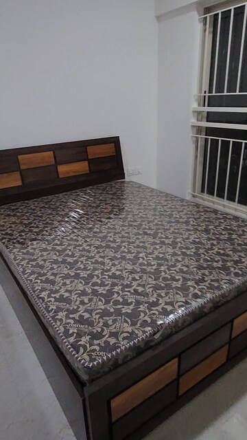 Bedroom in 3 BHK Apartment at Supreme Estia Phase 1, Baner – for Rent