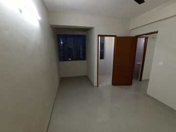 Room in 2 BHK Apartment at Adani Aangan, Sector 89a – for Rent