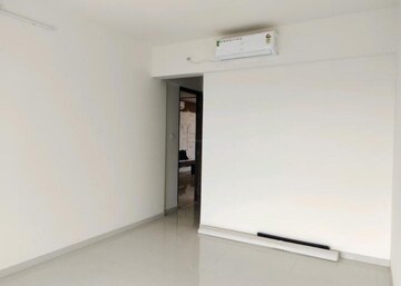 1 BHK Apartment For Rent in Chandak Nishchay, Borivali East