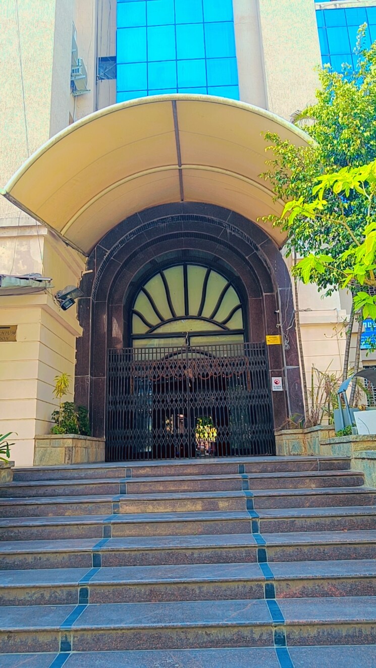 Listing Cover Image